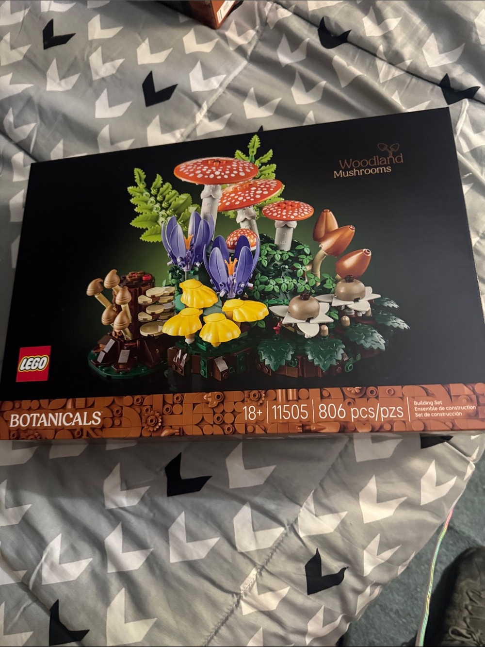 LEGO Woodland Mushrooms Set – Red, Green, Yellow, Purple, Brown Accents
